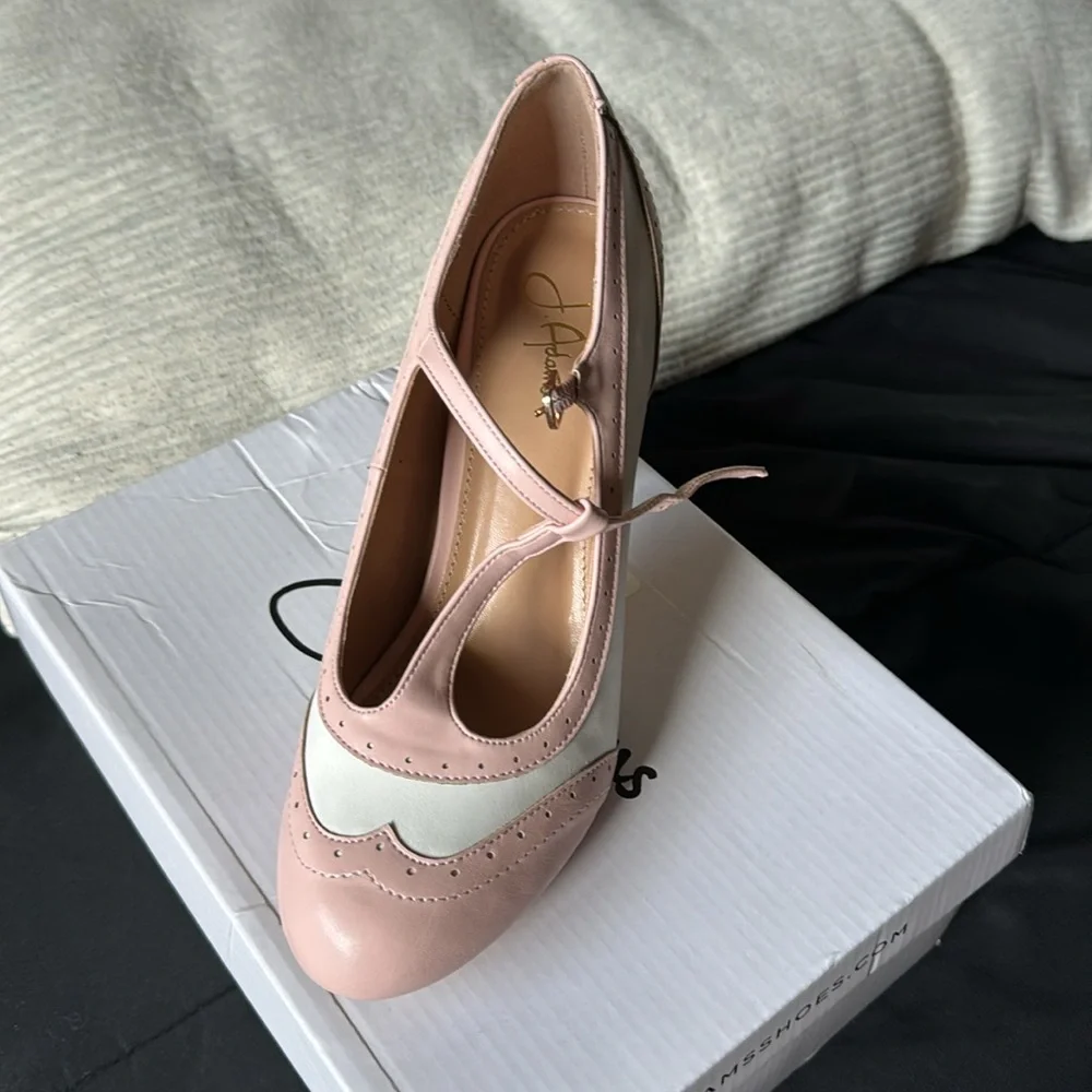 Heels - Picture 4 of 5